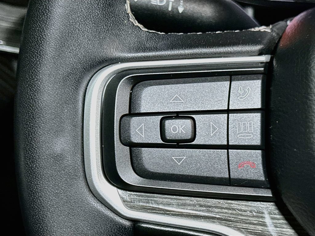 Used 2022 Jeep Wagoneer Series III w/ Premium Group I AWD/4WD image 36