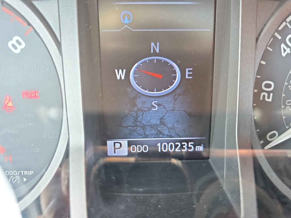 Used 2019 Toyota Tacoma TRD Sport AWD/4WD image 27