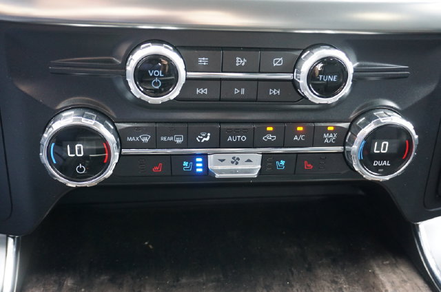Certified 2021 Ford F150 Lariat w/ Max Trailer Tow Package AWD/4WD image 25