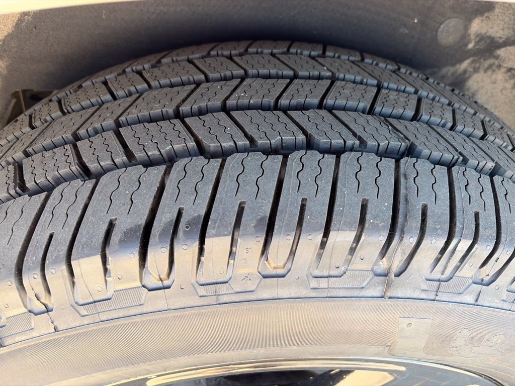 Certified 2021 Ford Expedition XLT RWD image 10