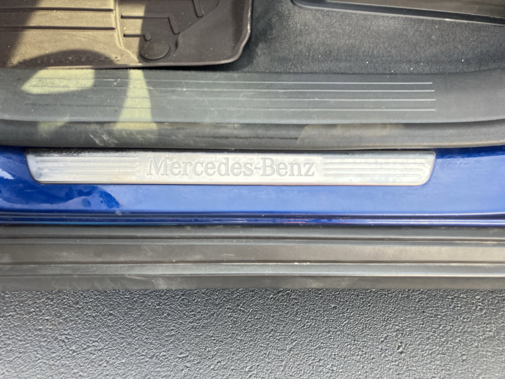 Used 2020 Mercedes-Benz GLE 350 4MATIC image 34