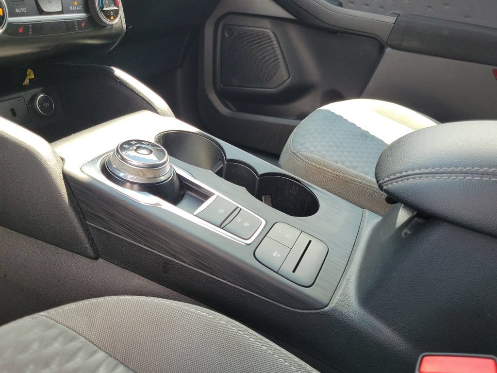 Certified 2020 Ford Escape SE FWD image 29