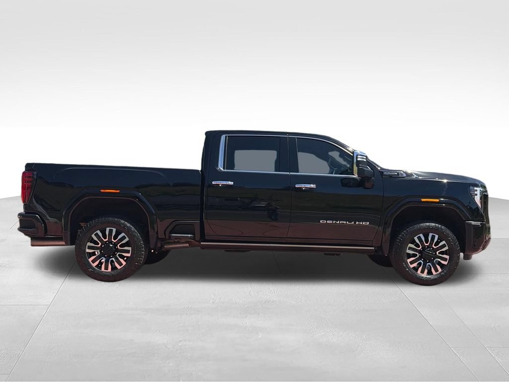 Used 2026 GMC Sierra 2500 Denali Ultimate w/ Max Trailering Package AWD/4WD image 9
