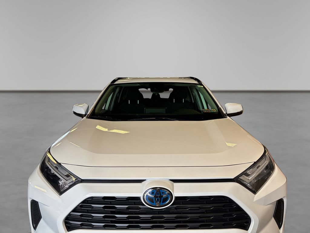 Used 2024 Toyota RAV4 LE AWD/4WD image 15