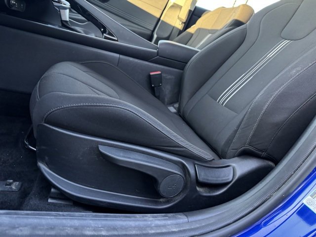Used 2024 Hyundai Elantra SEL w/ Convenience Package image 7