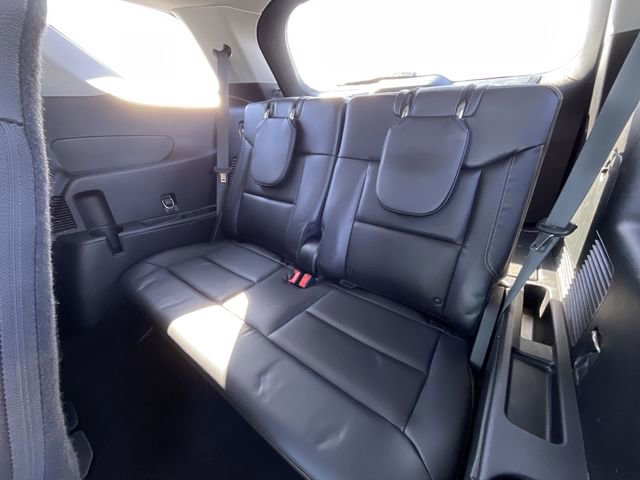 Certified 2021 Ford Explorer XLT w/ Equipment Group 202A AWD/4WD image 24