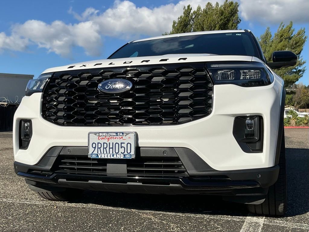 Certified 2025 Ford Explorer ST-Line w/ Premium Package image 71