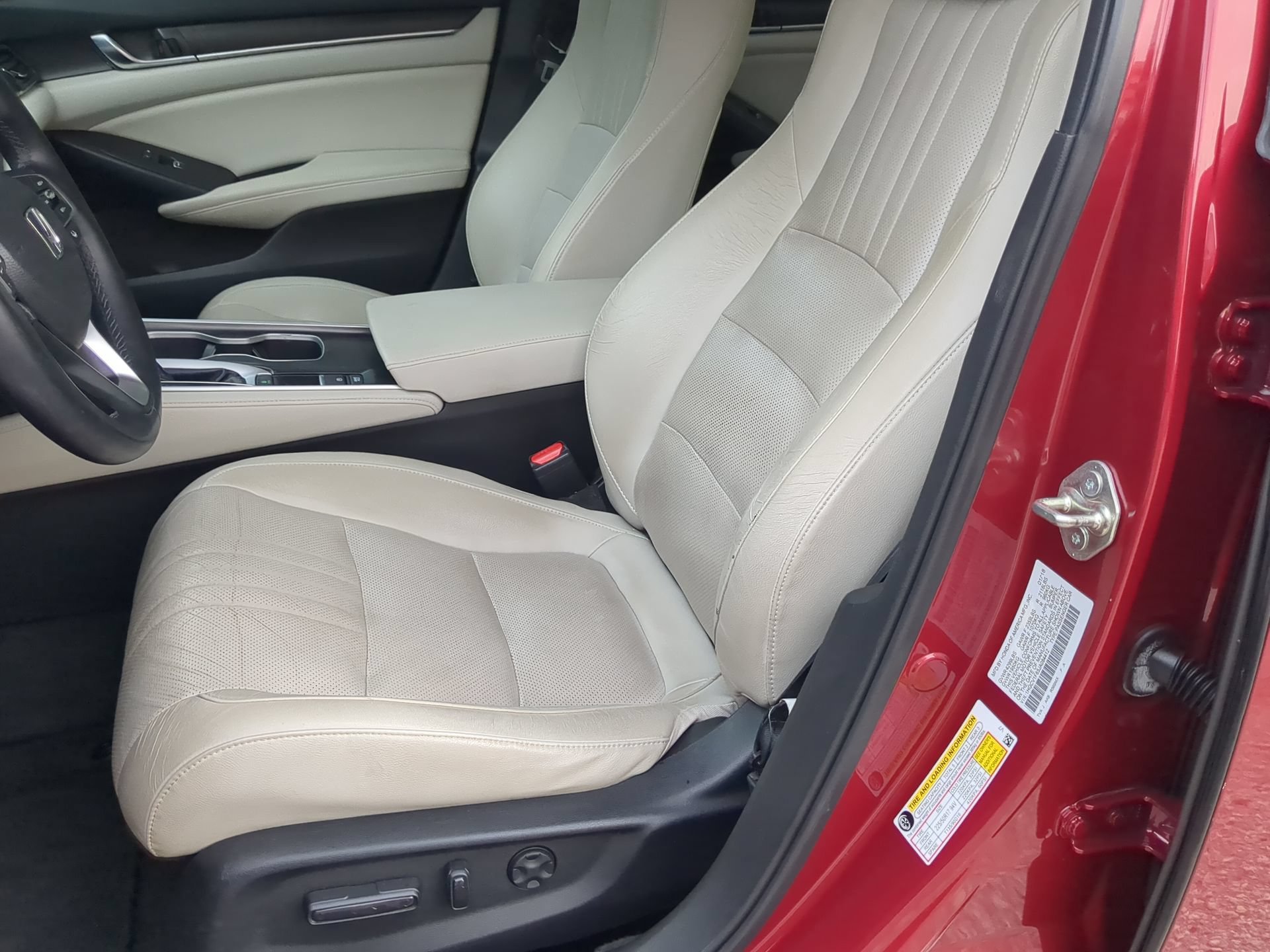 Used 2018 Honda Accord EX-L image 54
