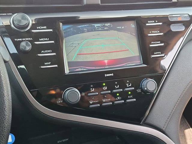 Used 2020 Toyota Camry LE FWD image 14