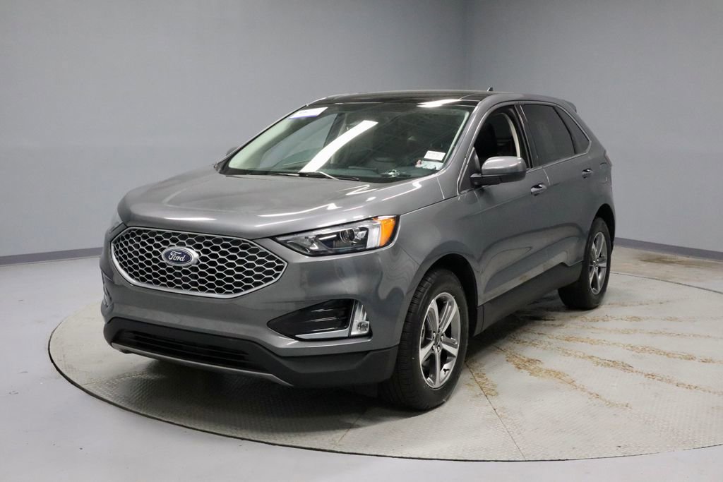 Certified 2024 Ford Edge SEL w/ Convenience Package AWD/4WD image 8