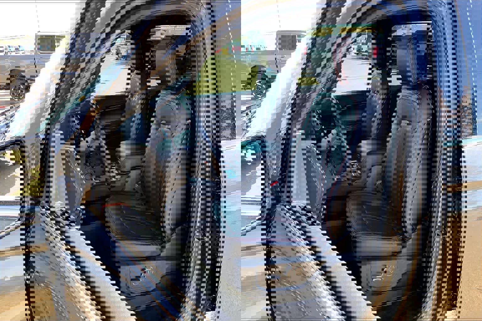 Certified 2020 Ford Expedition Limited w/ Equipment Group 303A image 7