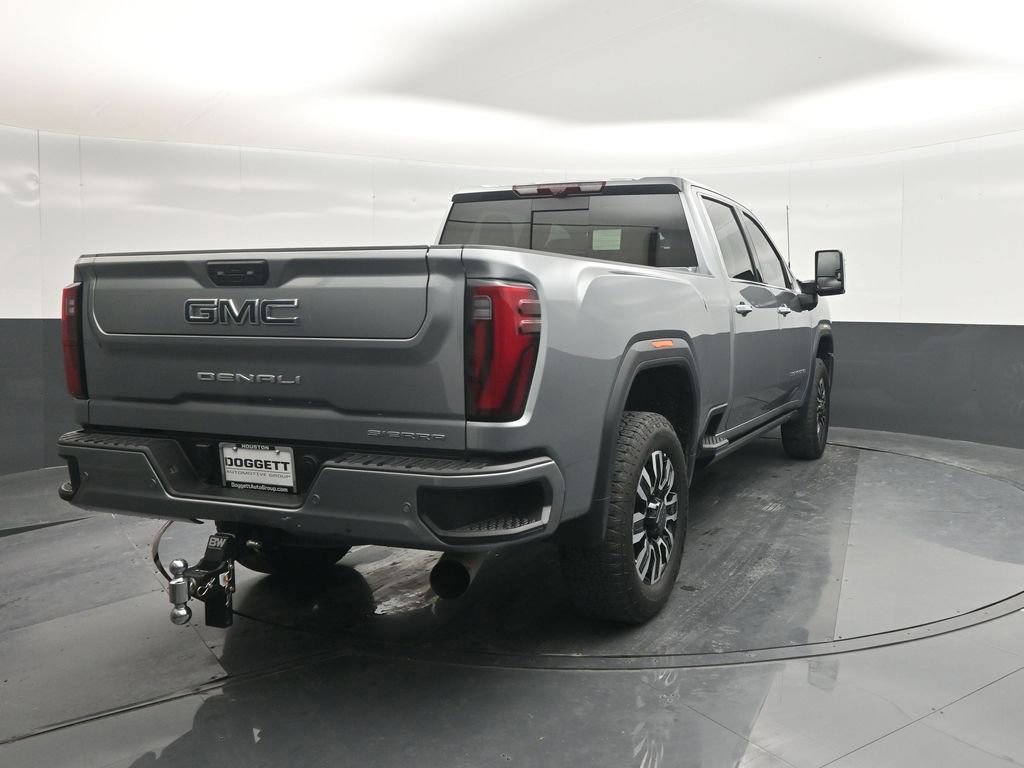 Used 2025 GMC Sierra 2500 Denali Ultimate image 8
