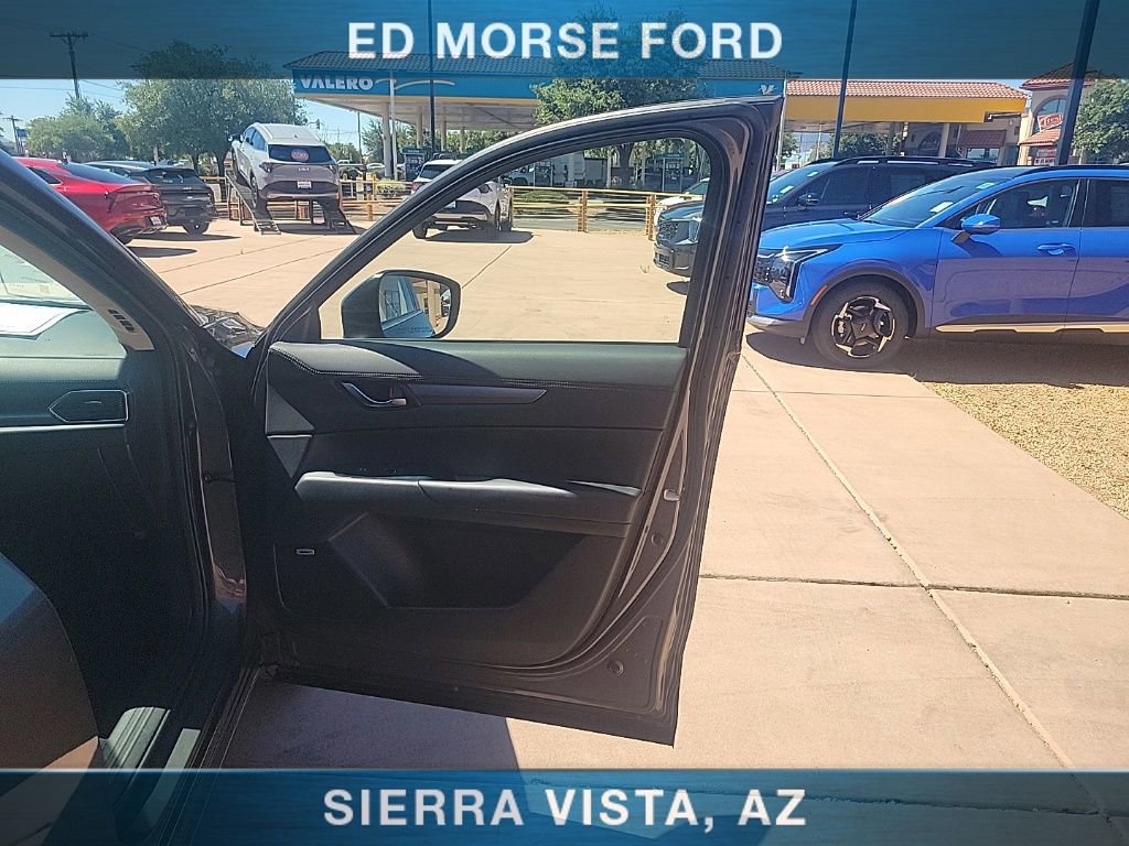 Used 2018 MAZDA CX-5 Touring w/ Preferred Equipment Package FWD image 17