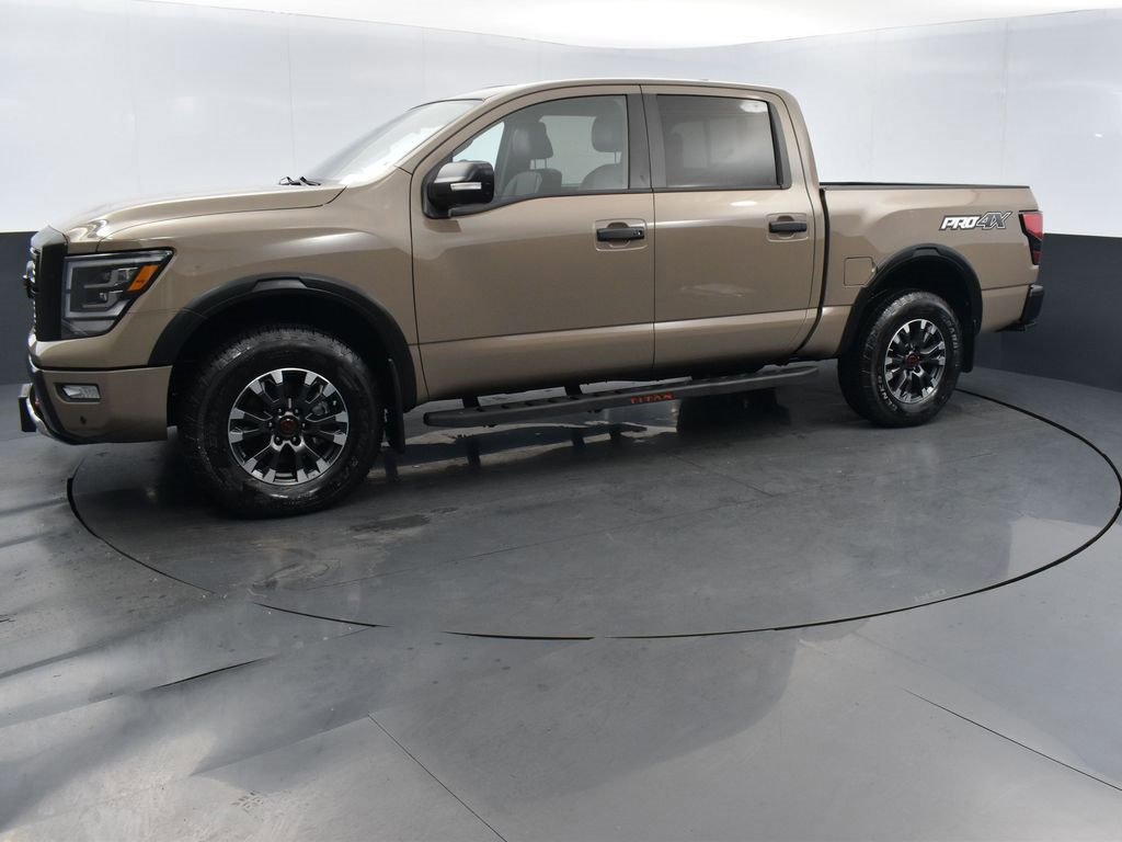 Used 2023 Nissan Titan PRO-4X w/ Pro-4x Convenience Package image 2