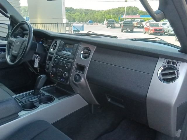 Certified 2017 Ford Expedition XLT AWD/4WD image 34