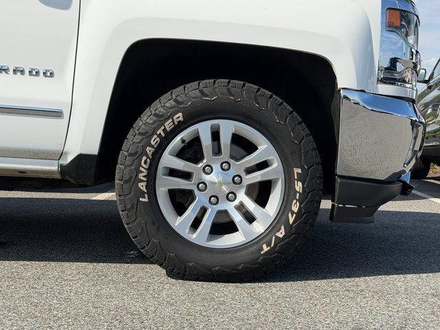 Used 2018 Chevrolet Silverado 1500 LTZ w/ LTZ Plus Package AWD/4WD image 25