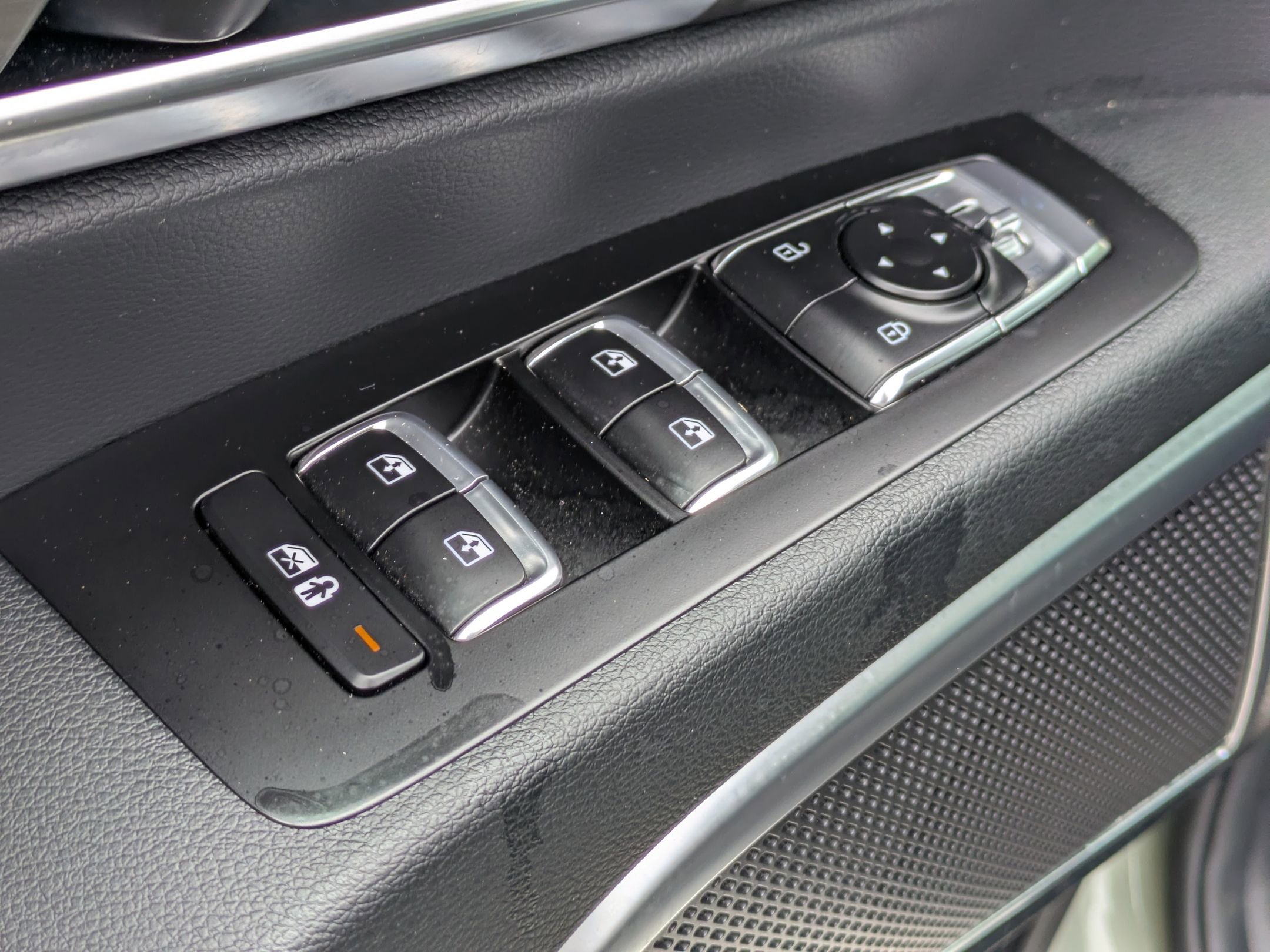Used 2025 Kia Telluride SX X-Line AWD/4WD image 11