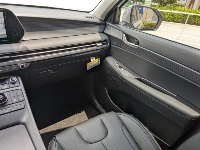 Used 2024 Hyundai Palisade Limited image 15