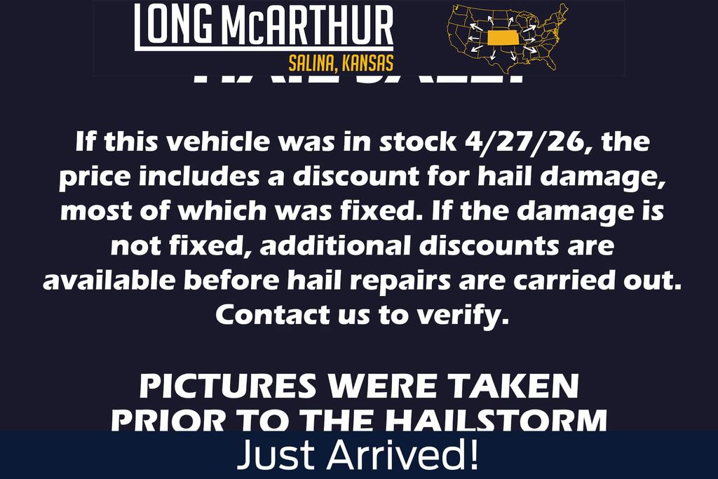 Used 2022 Jeep Grand Cherokee Laredo X AWD/4WD image 2