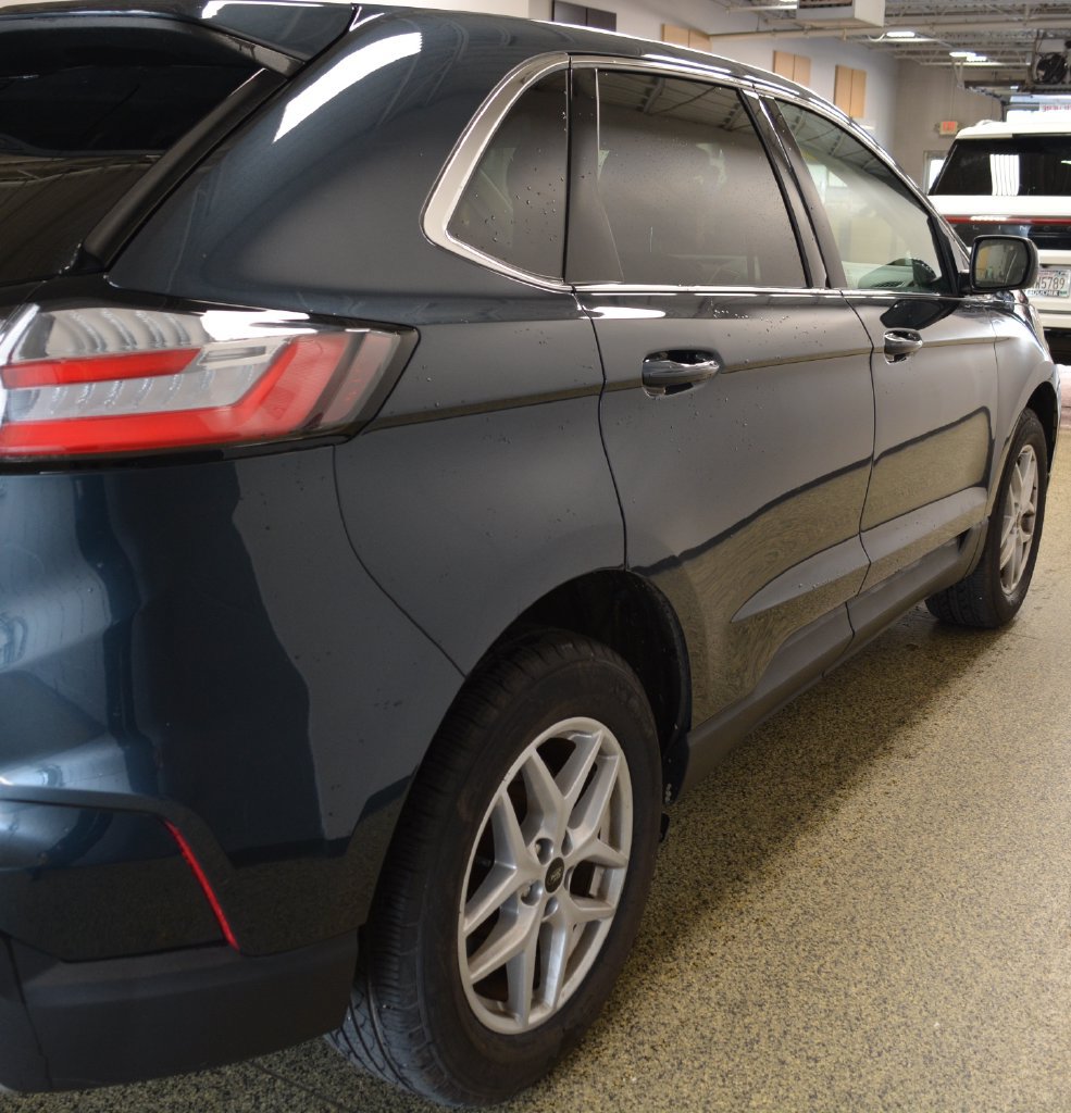 Certified 2024 Ford Edge SEL w/ Convenience Package AWD/4WD image 6