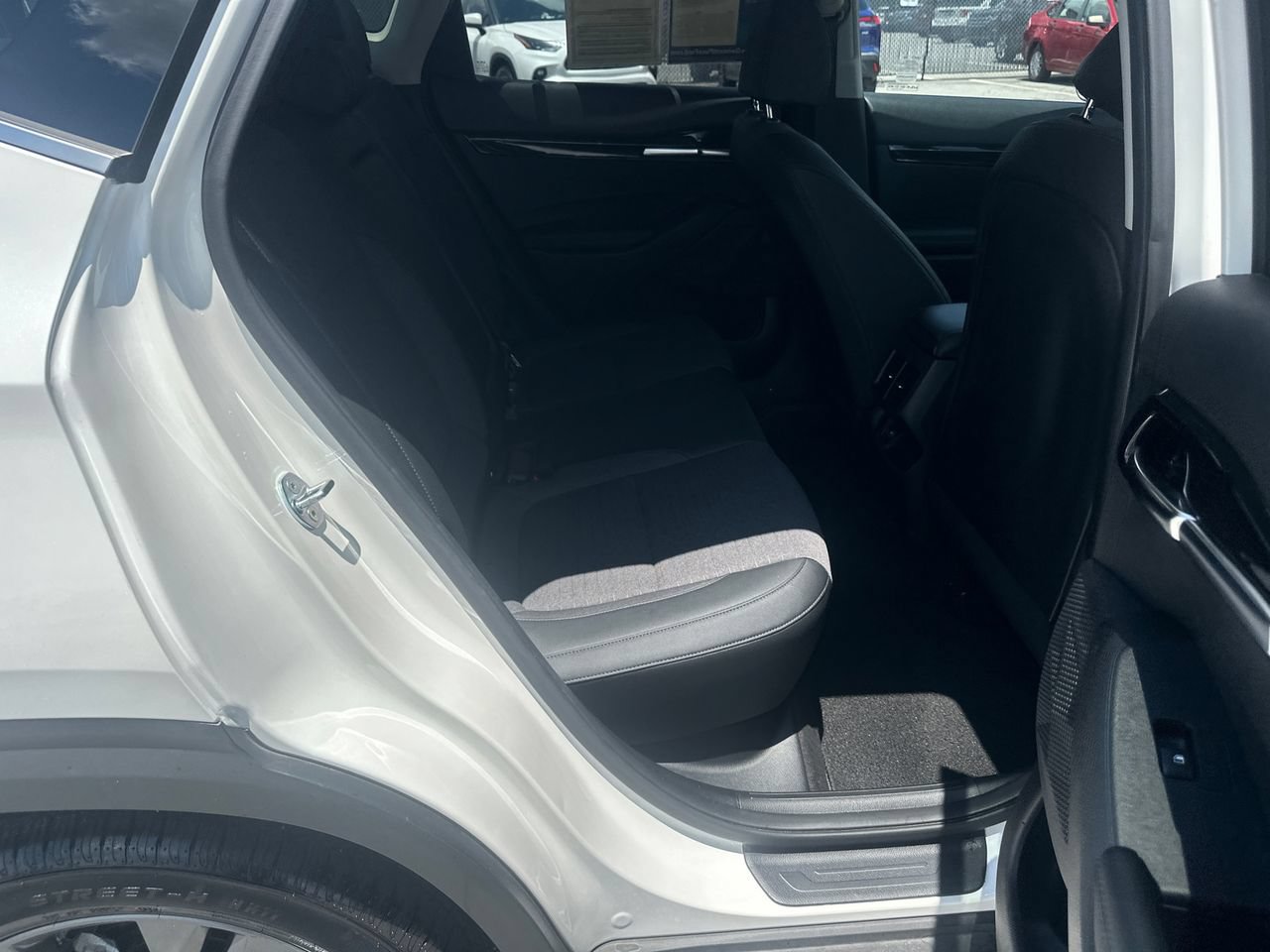 Used 2022 Kia Seltos S FWD image 17