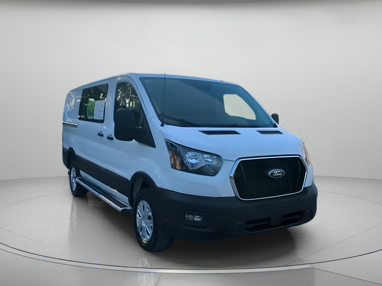 Certified 2025 Ford Transit 250 Low Roof w/ Exterior Upgrade Package RWD image 2