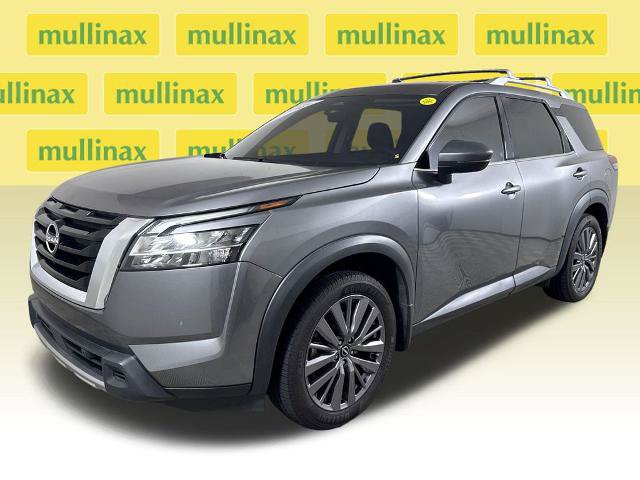 Used 2023 Nissan Pathfinder SL w/ SL Premium Package FWD image 13