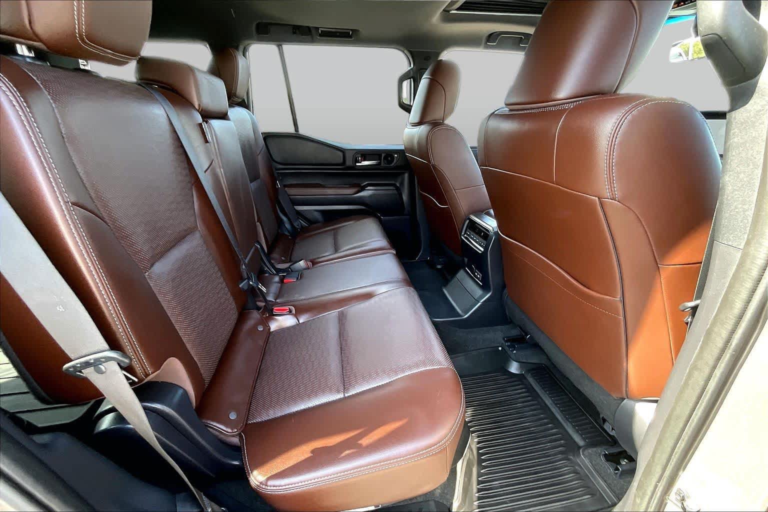 Used 2025 Toyota Land Cruiser w/ Premium Package AWD/4WD image 19