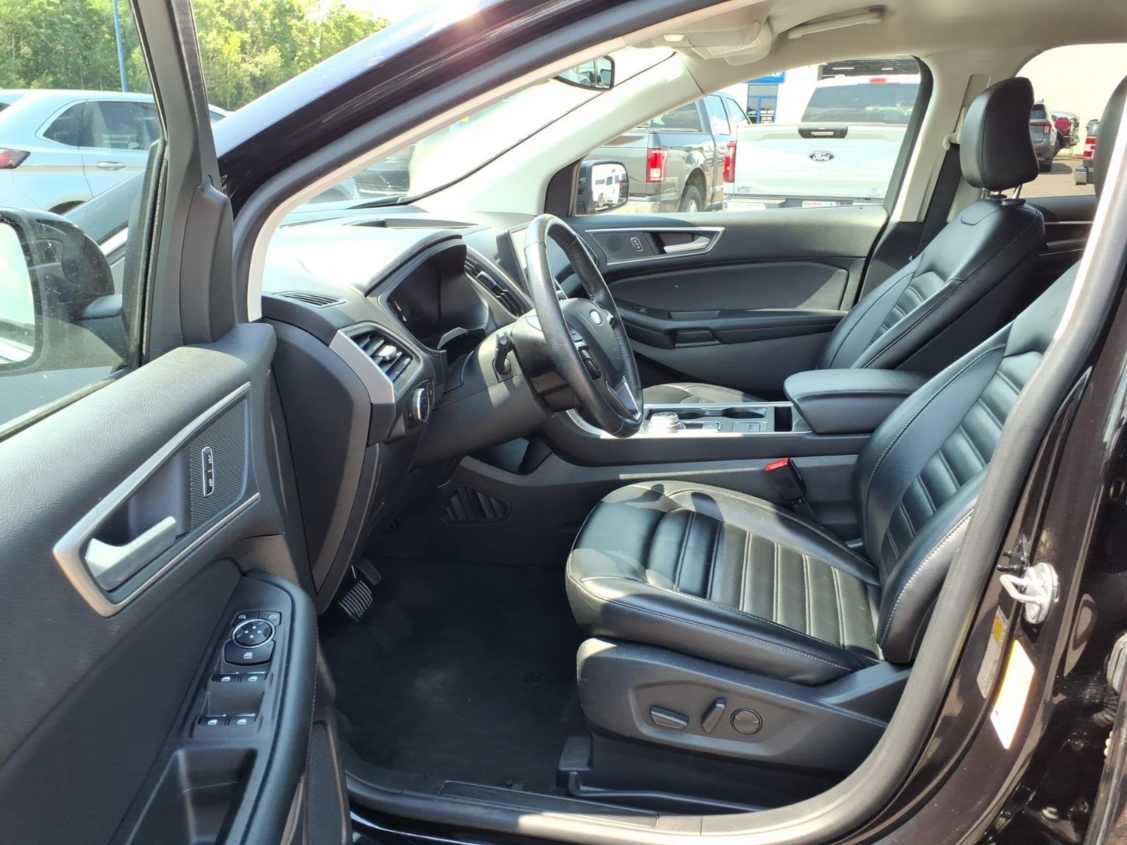 Certified 2024 Ford Edge SEL AWD/4WD image 10