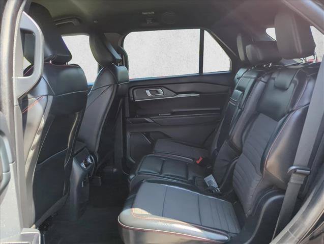 Certified 2025 Ford Explorer ST-Line w/ ST-Line Street Pack AWD/4WD image 20