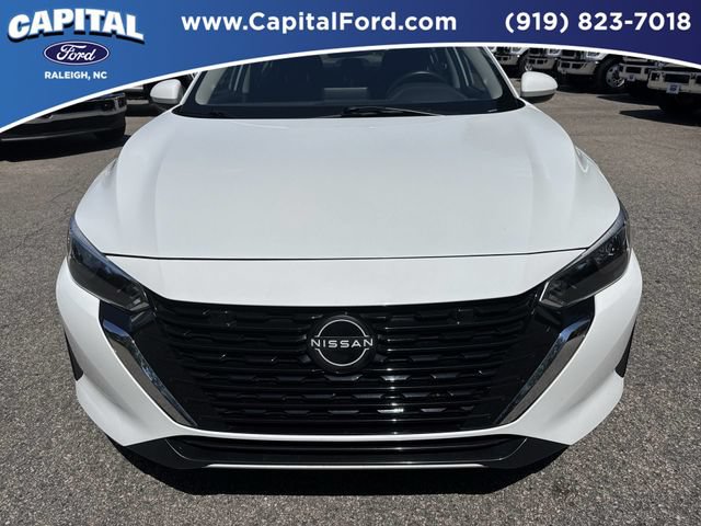Used 2025 Nissan Sentra SV FWD image 10