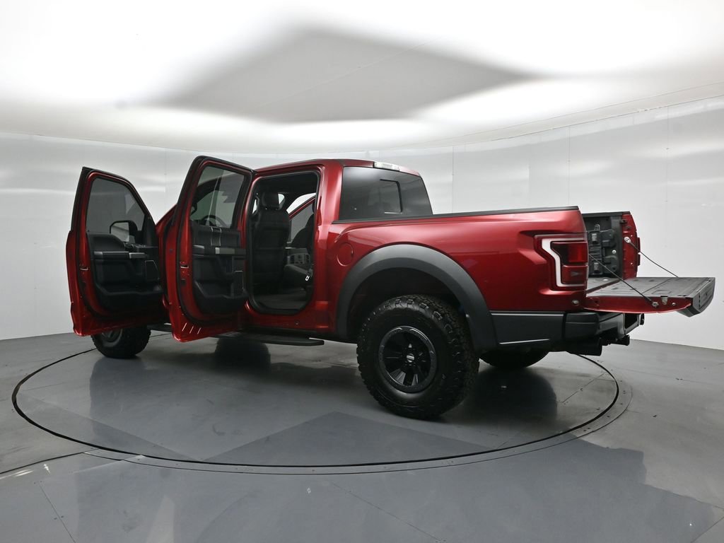 Certified 2017 Ford F150 Raptor w/ Equipment Group 802A Luxury image 58
