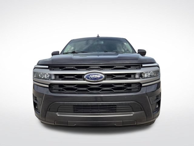 Certified 2022 Ford Expedition XLT RWD image 3