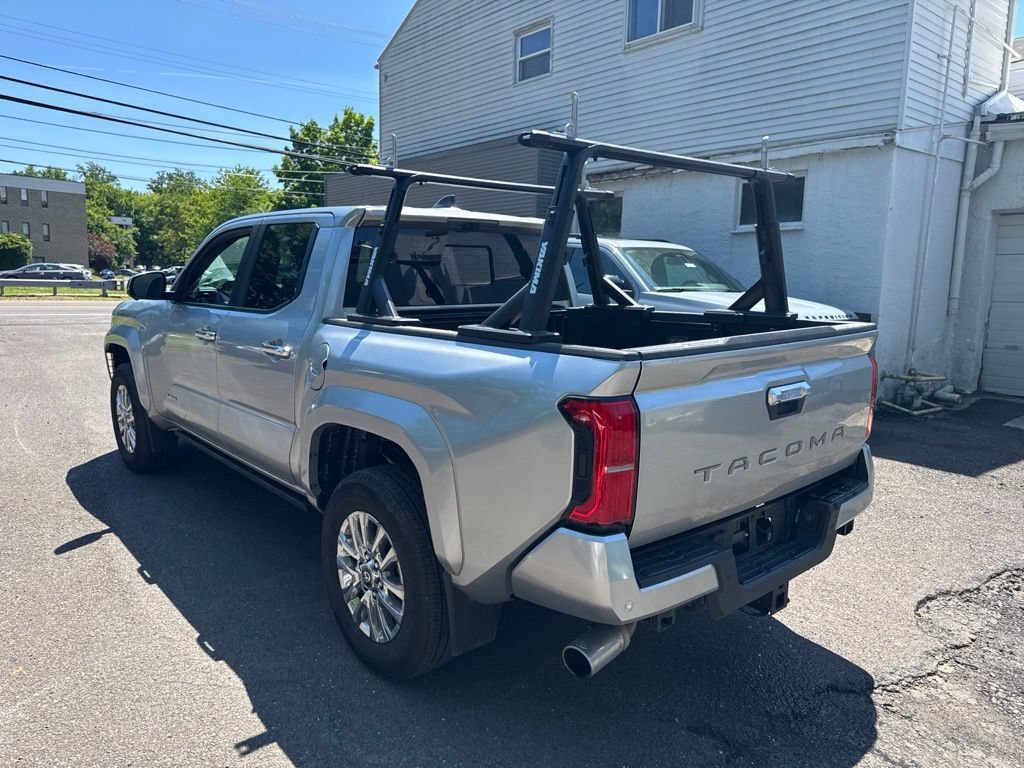 Used 2024 Toyota Tacoma Limited w/ Limited Package (LT) AWD/4WD image 6
