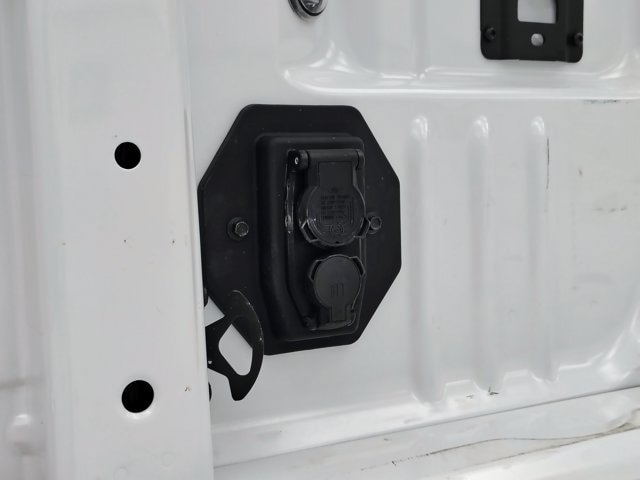 Certified 2025 Ford F350 Platinum AWD/4WD image 26