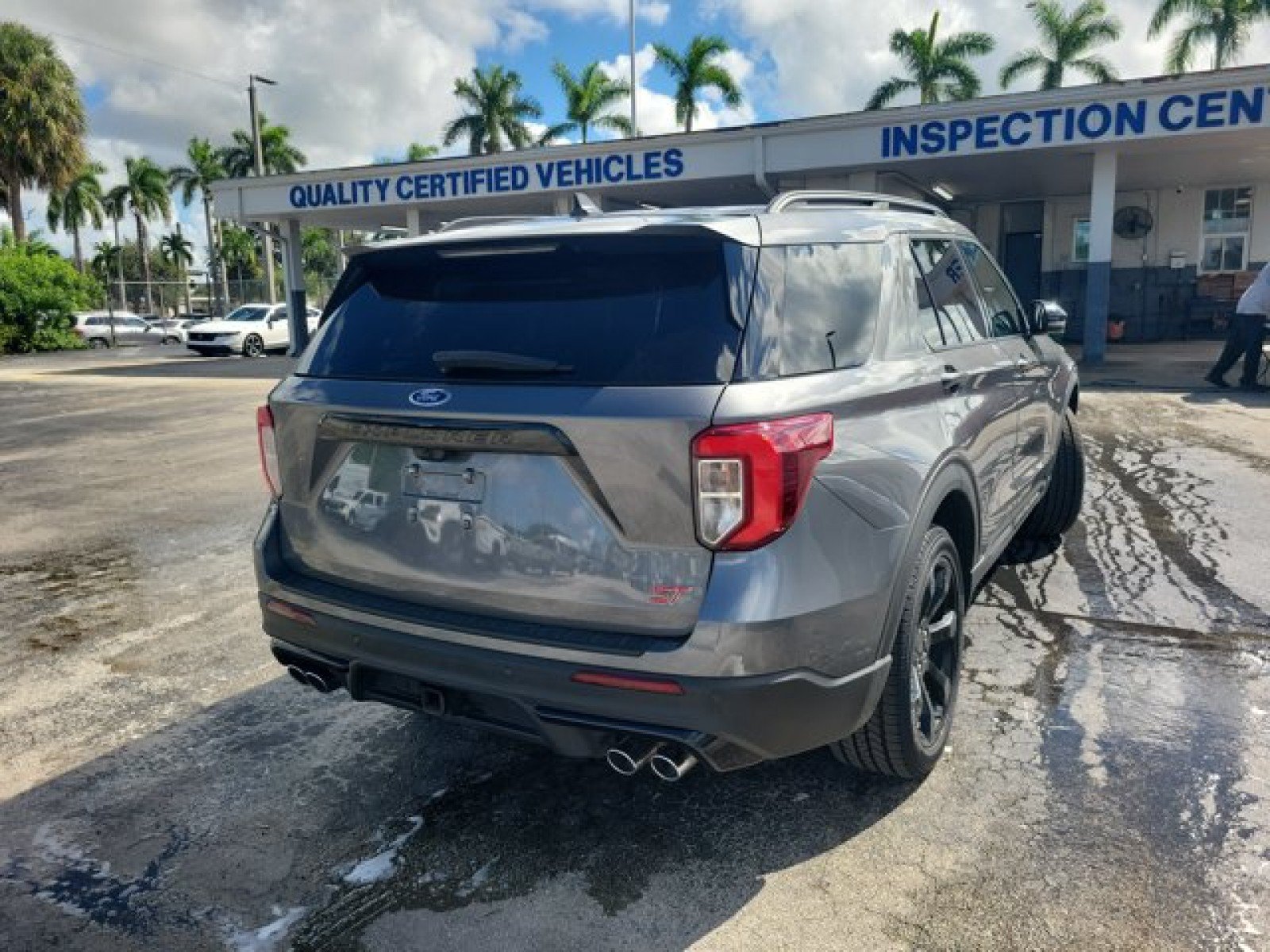 Certified 2023 Ford Explorer ST w/ Equipment Group 401A AWD/4WD image 7