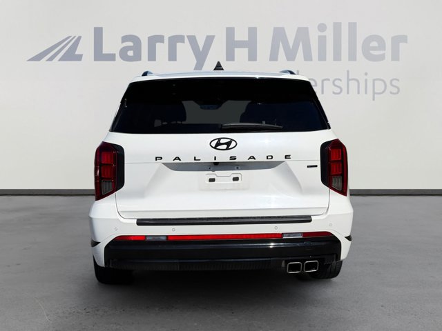 Used 2024 Hyundai Palisade Calligraphy image 4