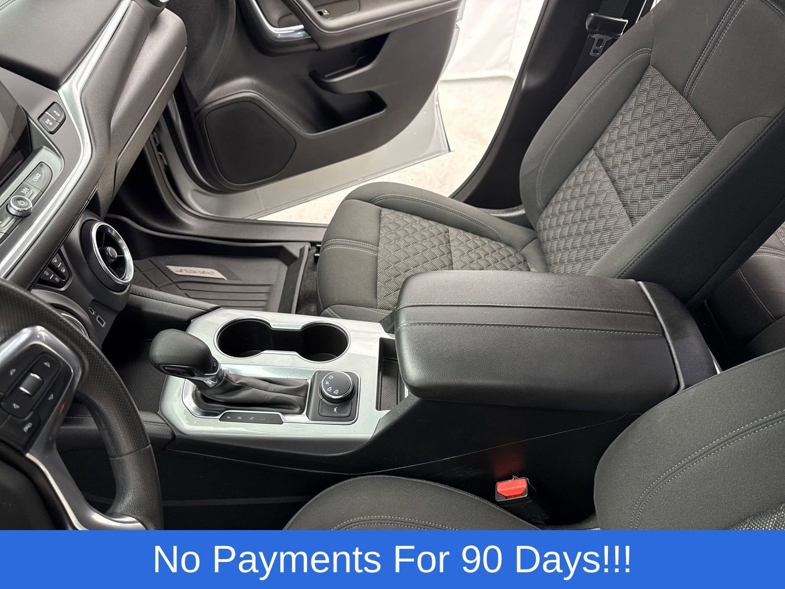 Used 2022 Chevrolet Blazer LT w/ LPO, Black Grille Bar Package image 20