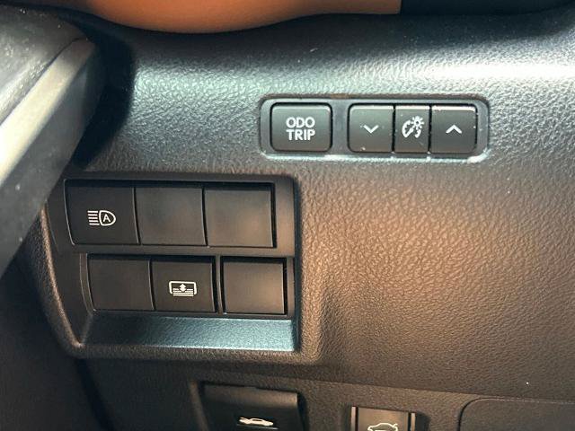 Used 2022 Lexus IS 300 w/ Premium Package RWD image 30