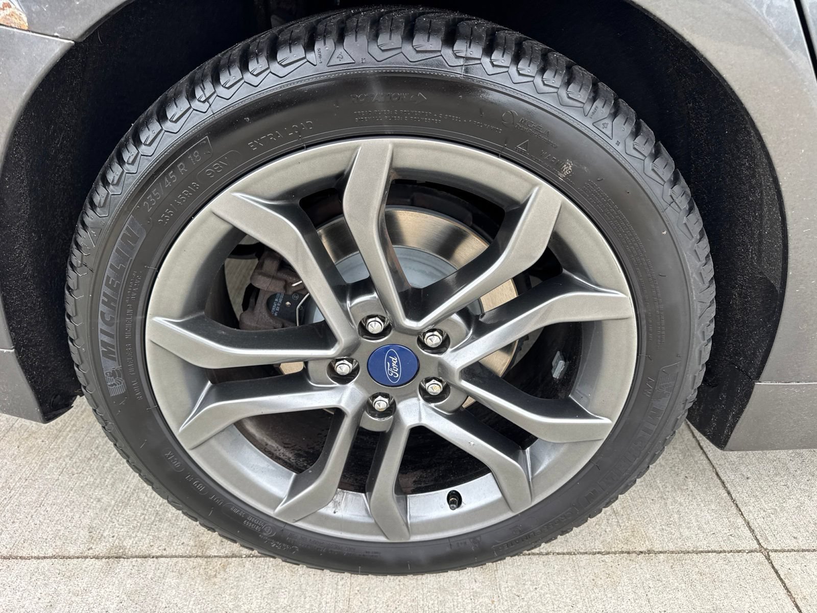 Certified 2017 Ford Fusion SE w/ Equipment Group 201A FWD image 19