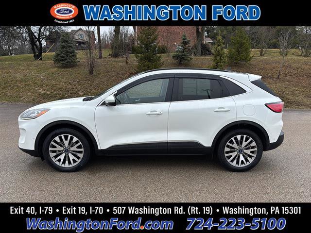 Certified 2020 Ford Escape Titanium w/ Titanium Premium Package 2.0 image 2