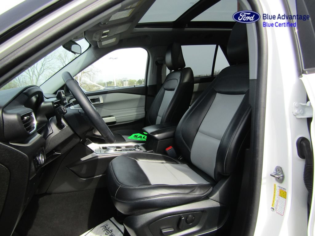 Certified 2023 Ford Explorer XLT w/ Equipment Group 202A AWD/4WD image 14