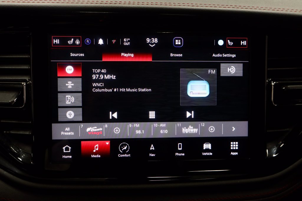 Used 2025 Dodge Durango R/T AWD/4WD image 3