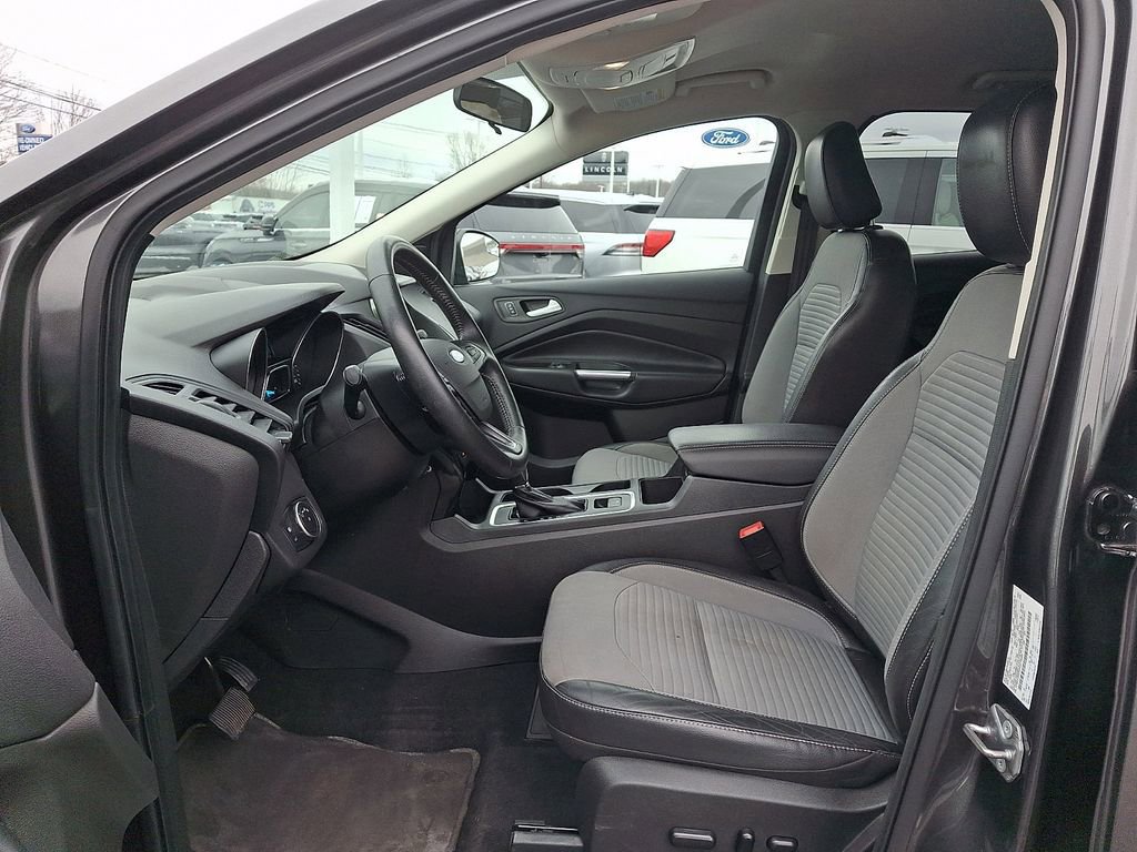 Certified 2019 Ford Escape SE image 13