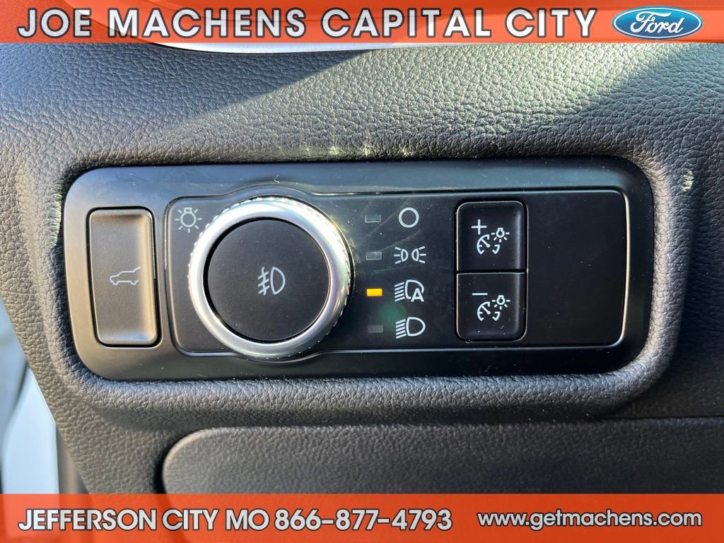 Certified 2023 Ford Explorer XLT w/ Equipment Group 202A image 21