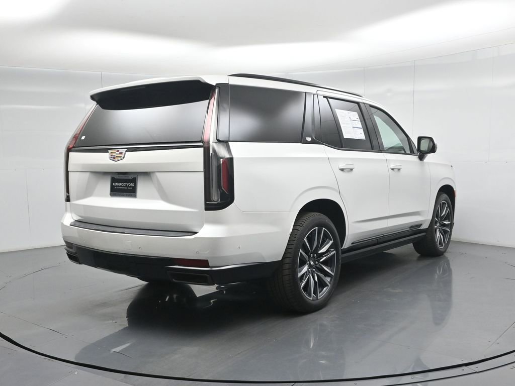 Used 2022 Cadillac Escalade Sport w/ Touring Package AWD/4WD image 31