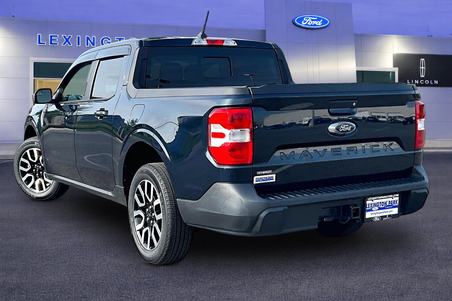 Certified 2022 Ford Maverick Lariat FWD image 4