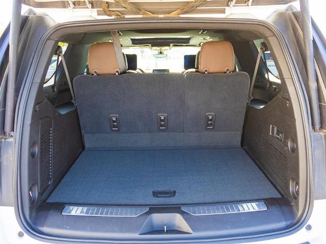 Used 2021 Chevrolet Suburban High Country image 10