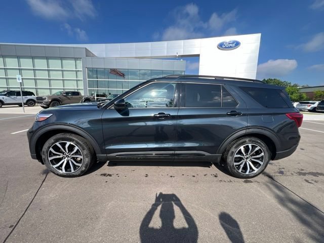 Certified 2023 Ford Explorer ST AWD/4WD image 8