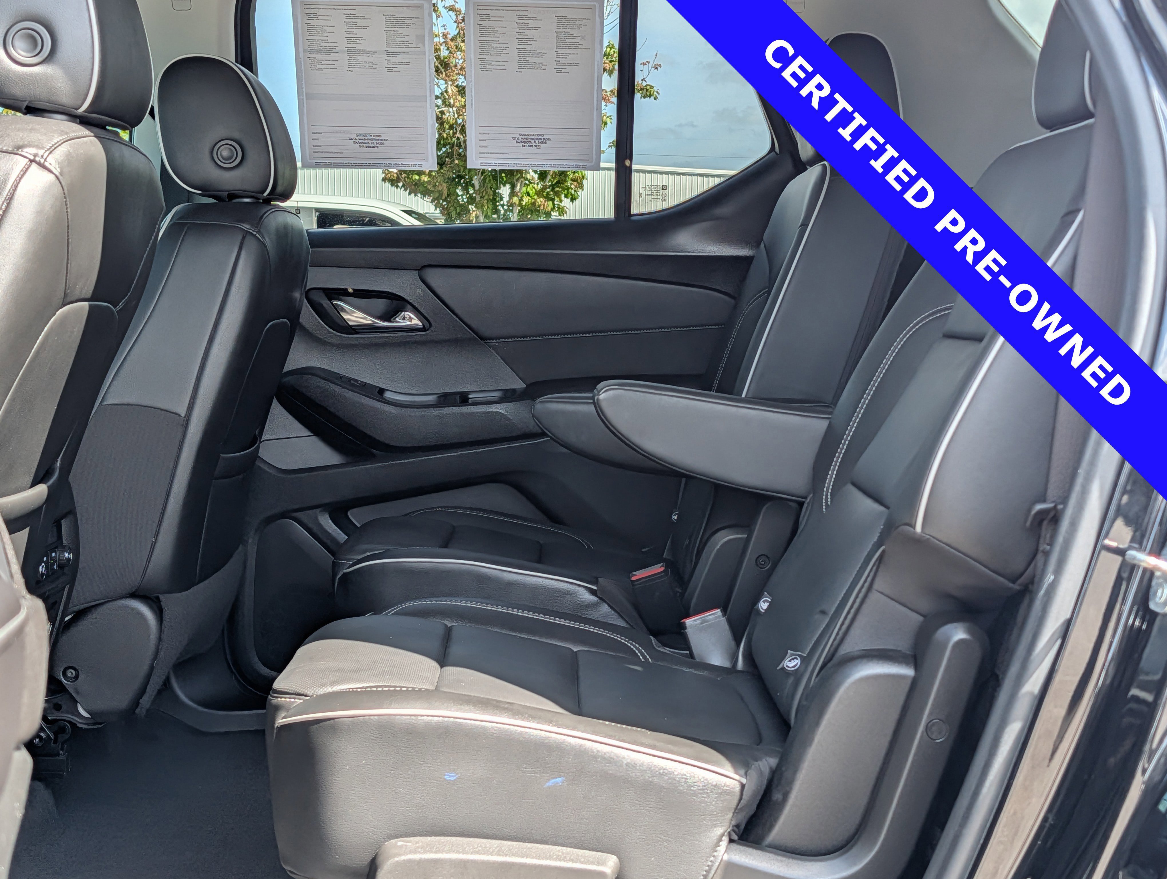 Used 2021 Chevrolet Traverse High Country image 15